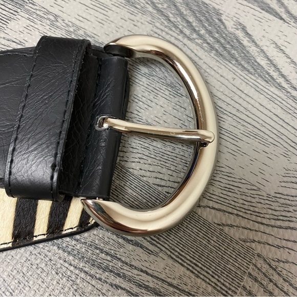 Chico’s Black Leather Zebra Print Calf Hair Belt - Picture 11 of 14